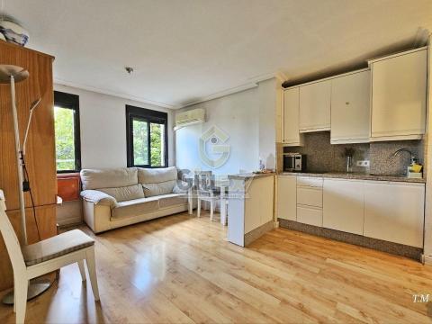 Apartamento con garaje y trastero.