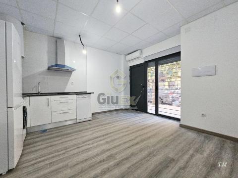 Apartamento turístico con garaje.