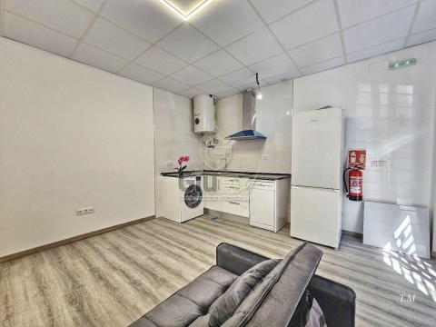 Apartamento turístico con garaje.